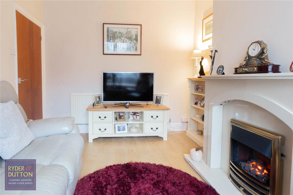 Lounge: