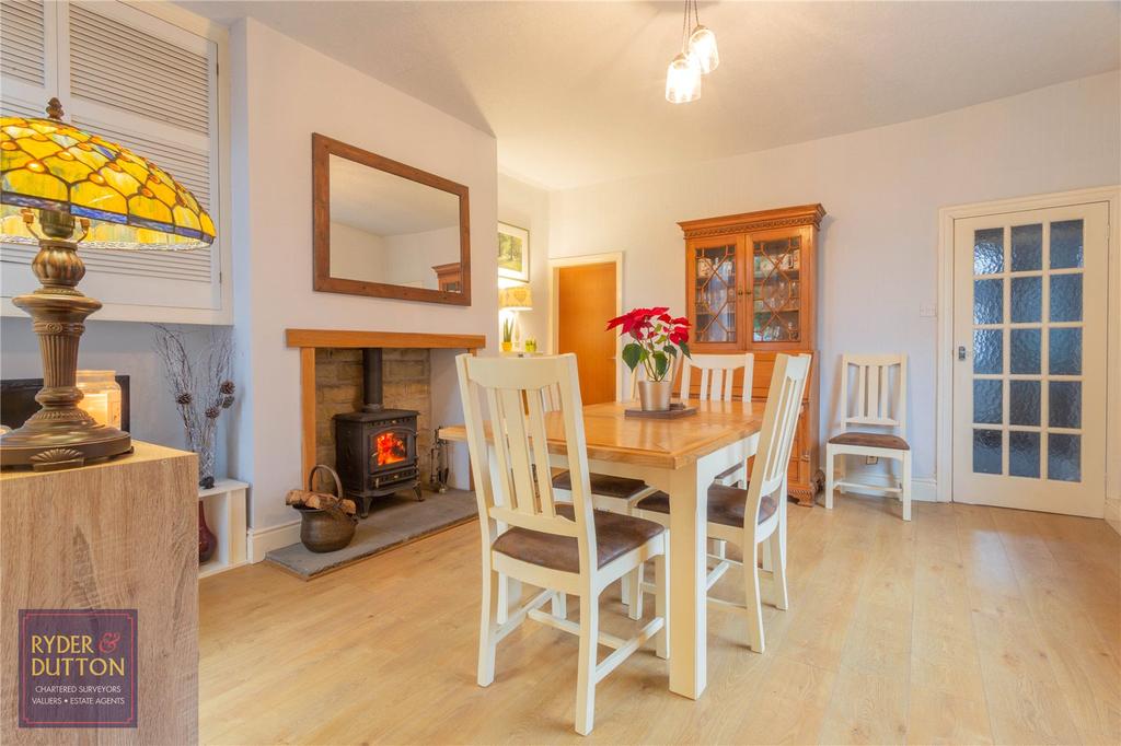 Dining Room:
