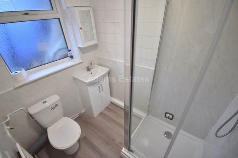 undefined, Grange Ave, Reading