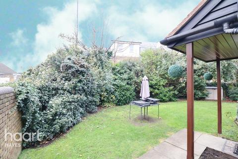 29 Meadowlea Close, Harmondsworth, West Drayton, UB7 0AF