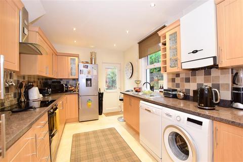 48 Bournemouth Road, Folkestone, CT19 5AZ