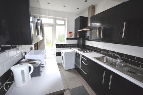 42 Rayford Avenue, London, SE12 0NG