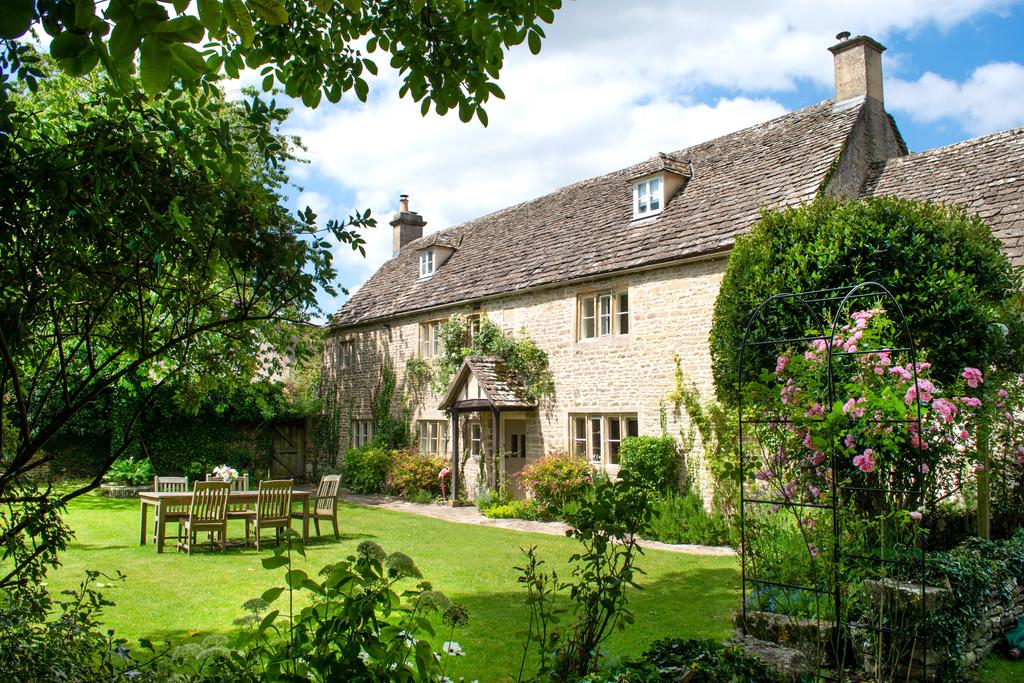 Woodmancote, Cirencester 8 bed detached house - £1,650,000