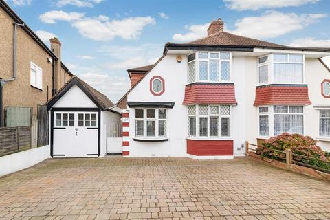 501 Gander Green Lane, Cheam, Sutton, SM3 9RA