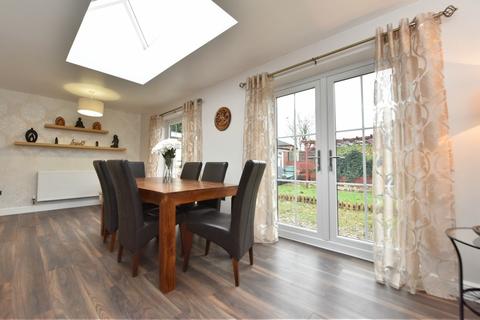40 Langdale Drive, Burscough, Ormskirk, L40 5SF