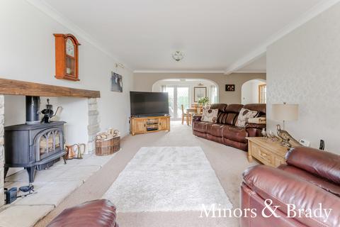 16 Bernard Close, Rackheath, Norwich, NR13 6QS