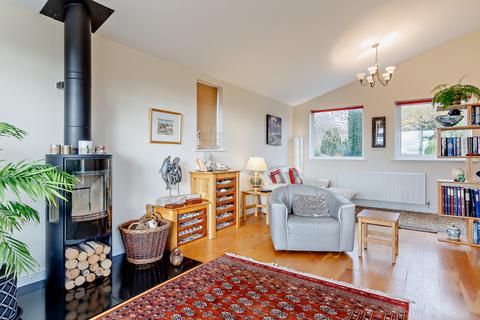 12 Tiverton Road, Silverton, Exeter, EX5 4JQ
