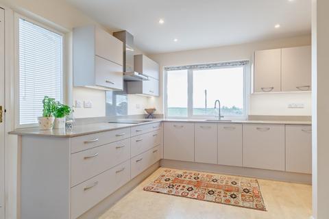 12 Tiverton Road, Silverton, Exeter, EX5 4JQ