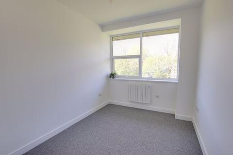 2 bedroom apartment to rent, Pavilions Court, Trowbridge