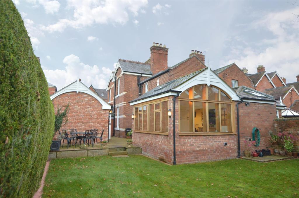 9 Granville Street, Shrewsbury SY3 8NE 4 bed house £575,000