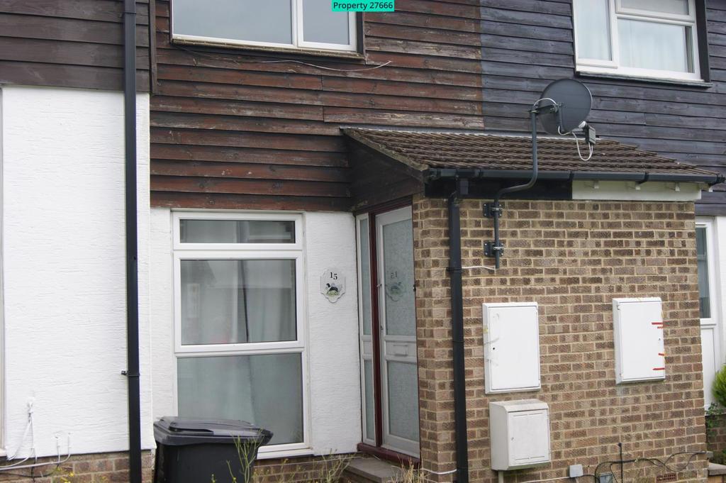 Lambert Close, Freshbrook, Swindon, SN5 8NY 2 bed terraced house £850