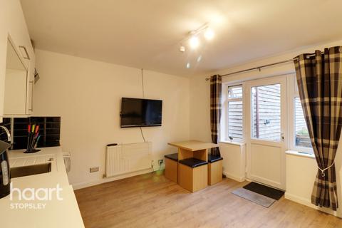 69 Falconers Road, Luton, LU2 9ET
