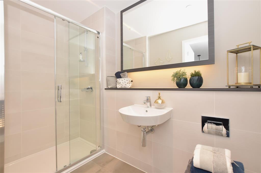 En Suite Shower Room