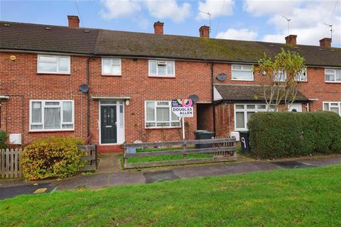 10 Willingale Close, Loughton, IG10 2BY