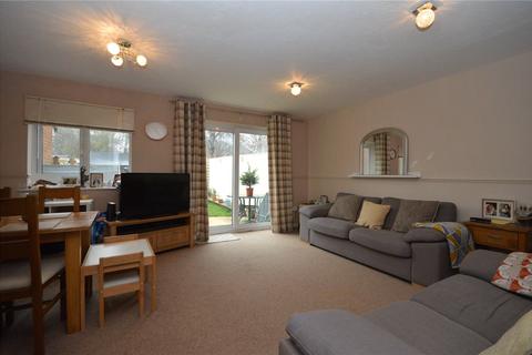 2 Highmoor Copse, Peatmoor, Swindon, SN5 5AB
