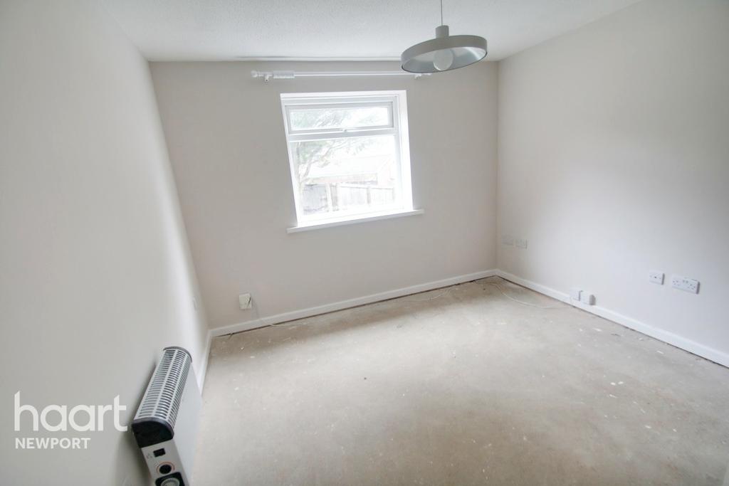 Bloomfield Close, Newport 1 bed apartment £70,000