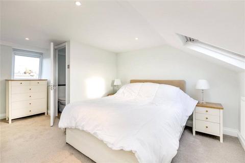 63 Burnfoot Avenue, London, SW6 5EB