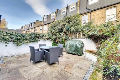 63 Burnfoot Avenue, London, SW6 5EB