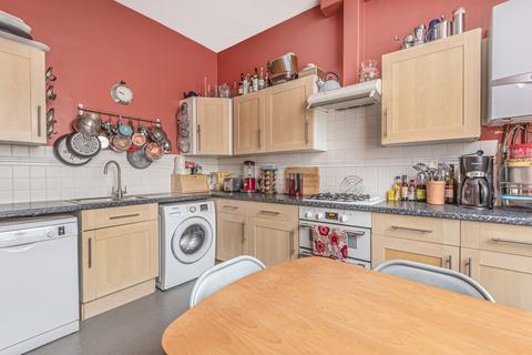 184 Lee High Road, London, SE13 5PL
