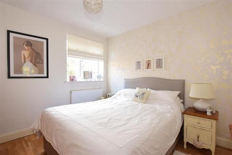 27a Cornwall Avenue, Welling, DA16 2PR