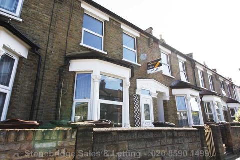 32 Kenneth Road, Romford, RM6 6LL