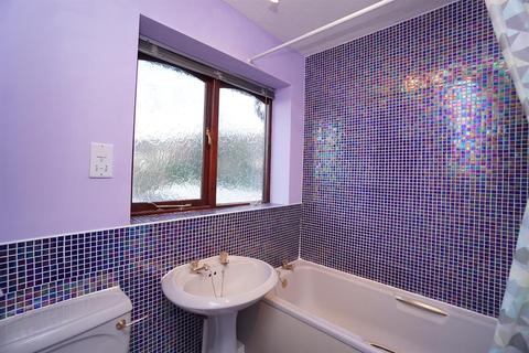 71 Helmton Road, Sheffield, S8 8QJ