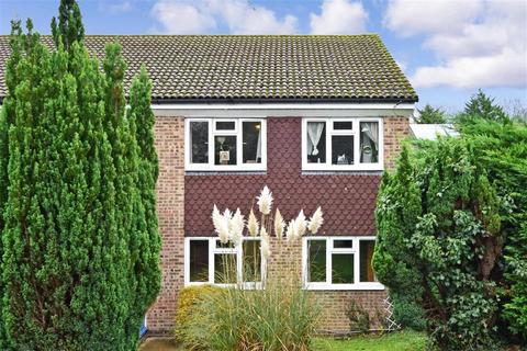 9 The Oval, Banstead, SM7 2QY