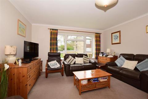 9 The Oval, Banstead, SM7 2QY
