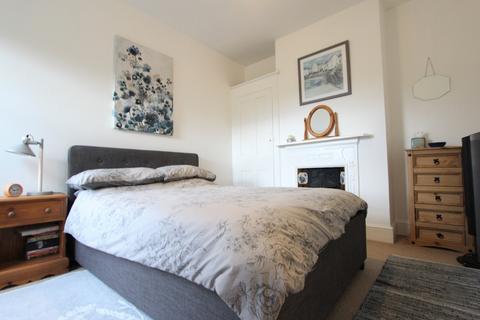 4 Devon Avenue, Walmer, Deal, CT14 7SE
