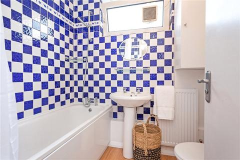 50 Evenwood Close, London, SW15 2DA