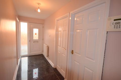 4 bedroom bungalow to rent, Andrew Close, Littleover, Derby, DE23