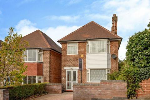3 bedroom detached house to rent, Clandon Drive, Carrington