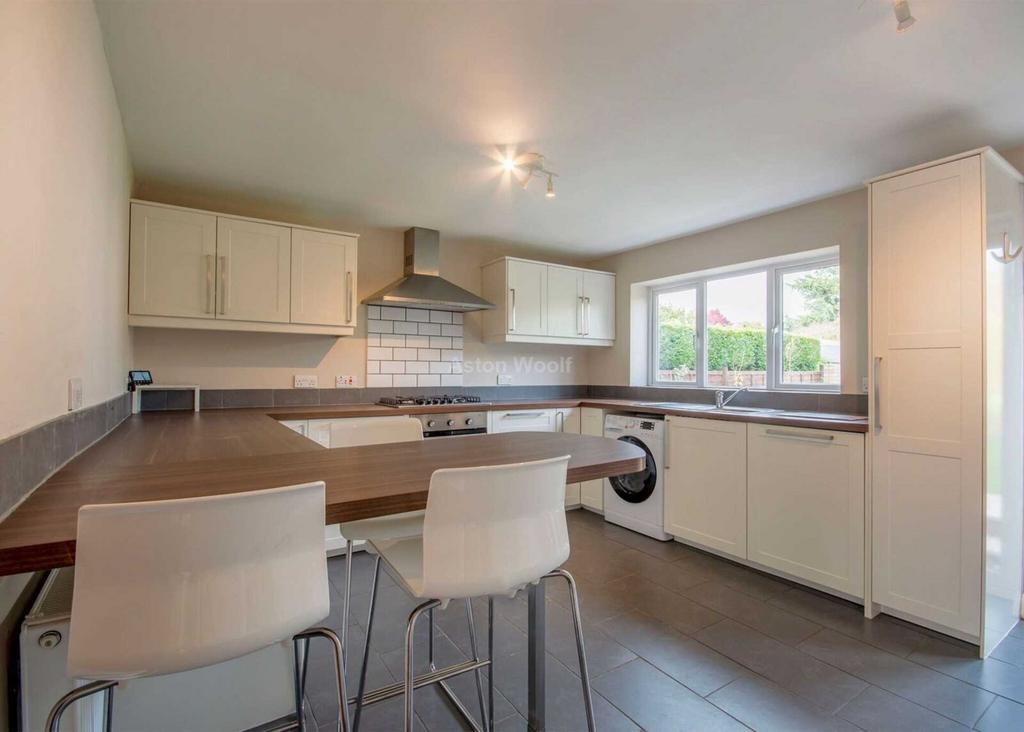 House in Nottingham, Carrington - View 2