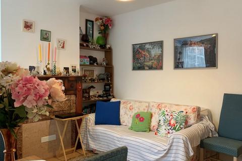 1 bedroom flat for sale, Southview Avenue, Neasden, NW10