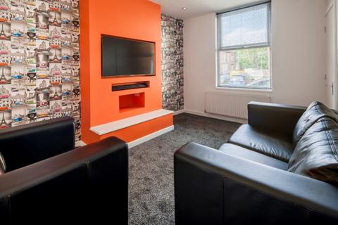 undefined, Chiswick Terrace, Hyde Park, Leeds, LS6 1QG
