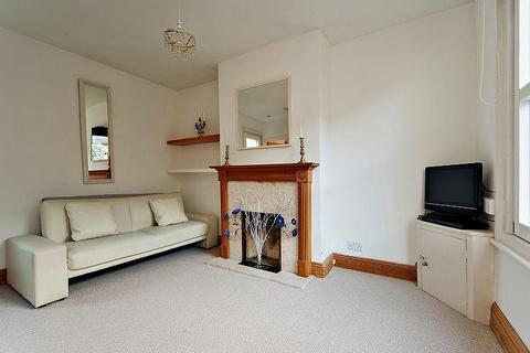 2 Clewer Fields, Windsor, SL4 5BW