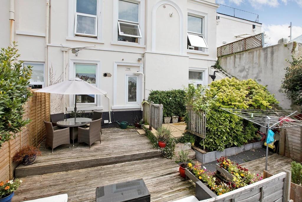 Barnpark Road, Teignmouth 3 bed apartment £259,500