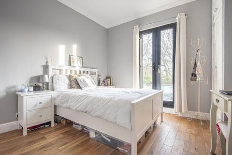 105 Hazelbank Road, Catford, London, SE6 1LS