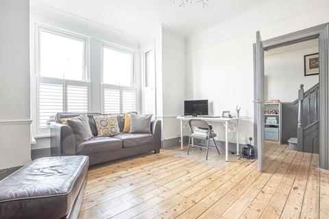 105 Hazelbank Road, Catford, London, SE6 1LS