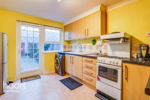 167 Fairfields, Thetford, IP24 1JW