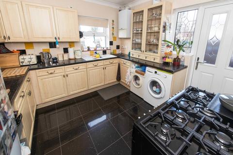 31 Denning Avenue, Croydon, CR0 4DJ
