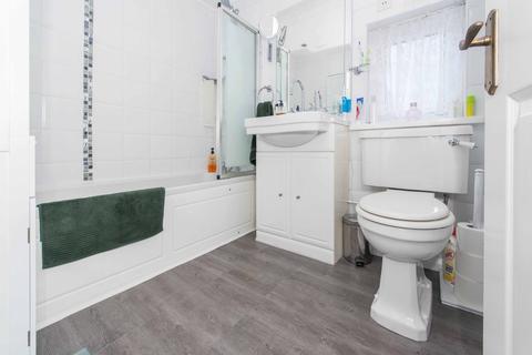 31 Denning Avenue, Croydon, CR0 4DJ