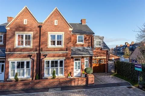2 Atkinson Way, Beverley, HU17 8FT