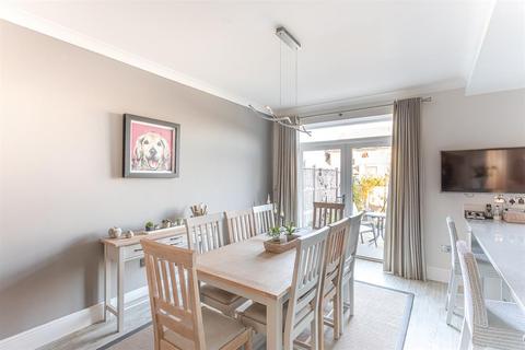 2 Atkinson Way, Beverley, HU17 8FT