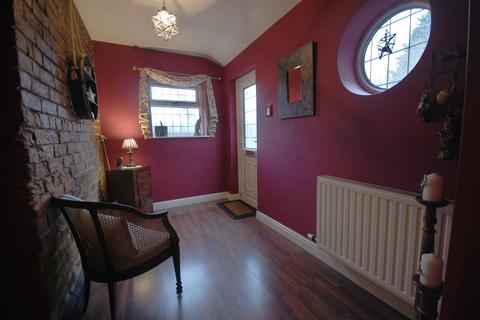 2 Grimsby Road, Swallow, Market Rasen, LN7 6DN