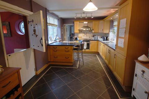 2 Grimsby Road, Swallow, Market Rasen, LN7 6DN