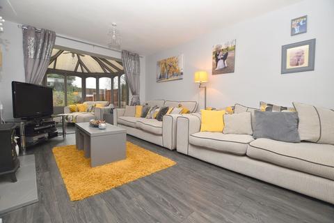 12 Didsbury Close, Ipswich, IP2 9TD