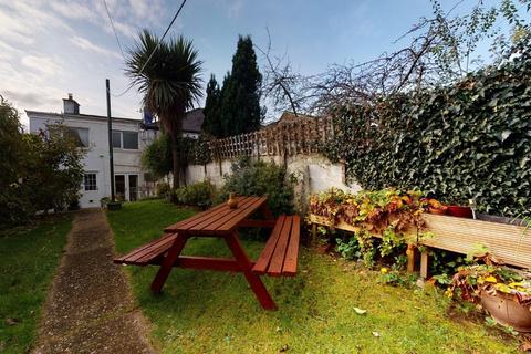 85 Cardiff Road, Taffs Well, Cardiff, CF15 7PL