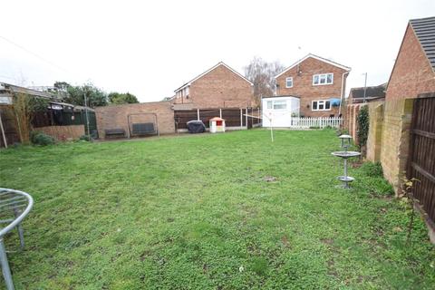 1 Stenning Avenue, Linford, Stanford-le-hope, SS17 0RP