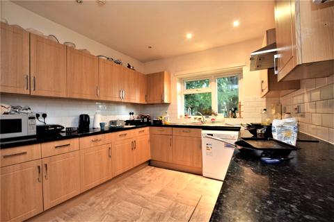 1 Headingley Crescent, Leeds, LS6 3EH